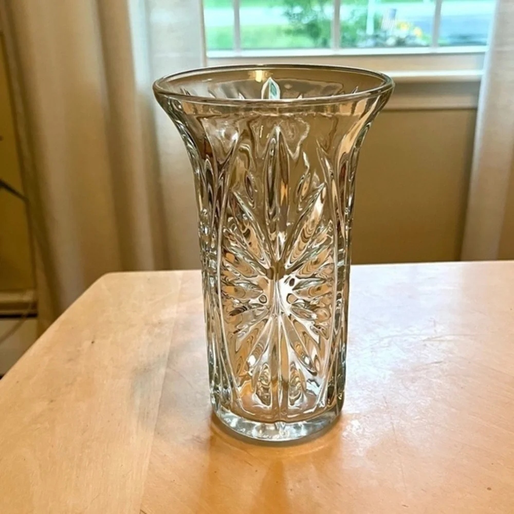 Vintage 1991 FTD Glass Vase Starburst Pattern - Picture 6 of 14